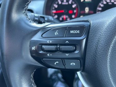 Kia stonic 1.0 gdi hybrid active garantie constructeur 2029 carplay camera recul occasion simplicicar colmar simplicicar...
