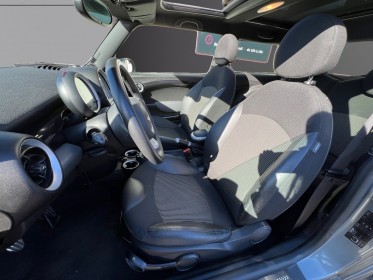 Mini mini cooper s r56 1.6 211ch jcw premiere main entretien complet garantie 12 mois occasion simplicicar toulon ouest...