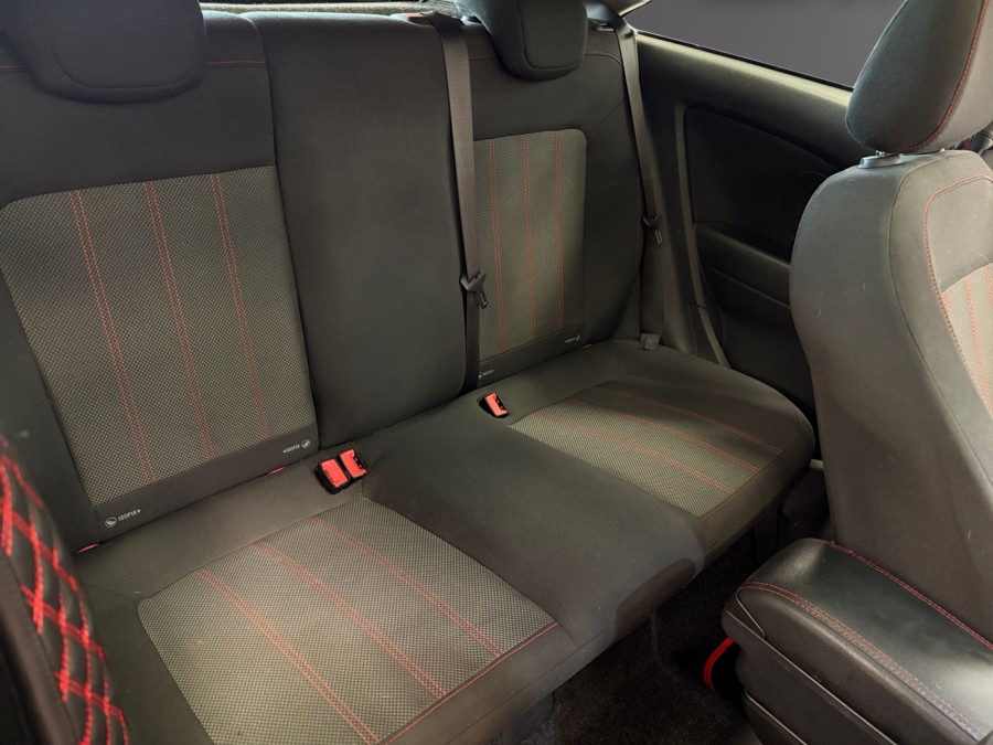 OPEL d'occasion CORSA 1.4 TWINPORT 120 Color Edition de 2014 Amiens