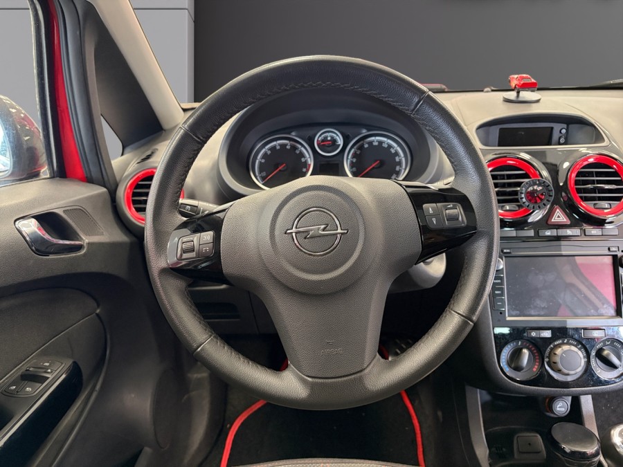 OPEL d'occasion CORSA 1.4 TWINPORT 120 Color Edition de 2014 Amiens