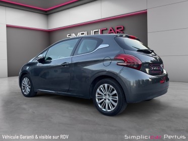 Peugeot 208 110ch bvm5 allure radar de recul  jantes alu carplay clim auto suivi régulier garantie 12 mois occasion...