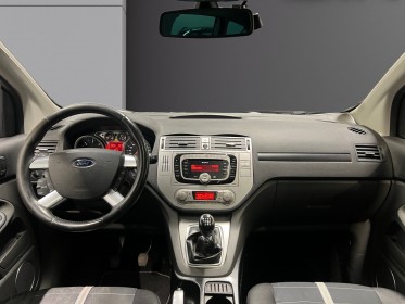 Ford kuga 2.0 tdci 140 dpf 4x4 titanium - premiÈre main - toit panoramique - attelage - radar de recul occasion simplicicar...