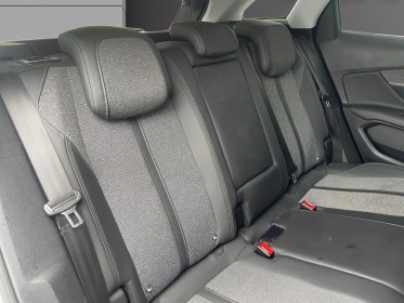 Peugeot 3008 1.2 puretech 130ch ss bvm6 allure garantie 12 mois occasion montpellier (34) simplicicar simplicibike france