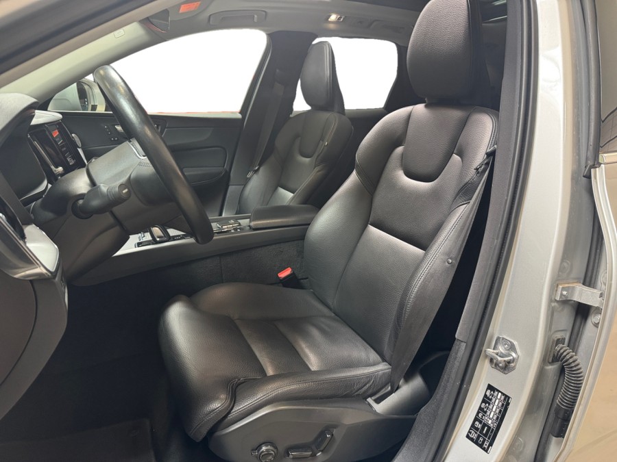 VOLVO d'occasion XC60 T6 AWD RECHARGE BUSINESS EXECUTIVE GEARTRONIC