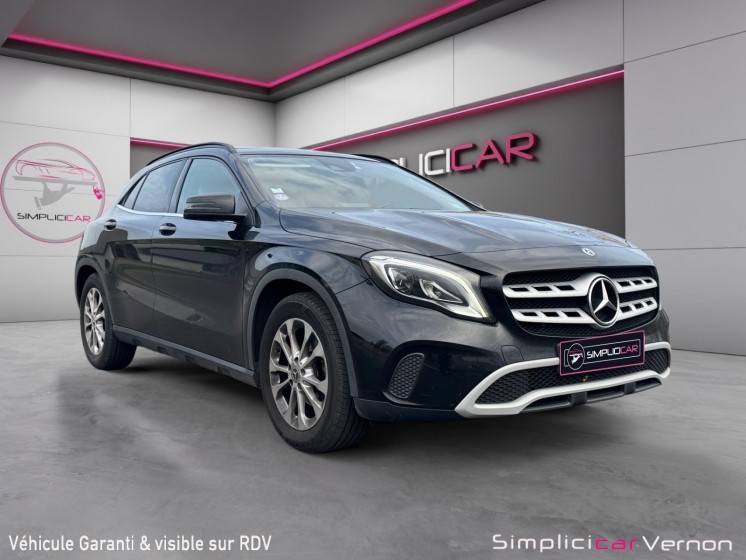 Mercedes gla 180 7-g dct inspiration  toit panoramique  coffre electrique  full cuir  garantie 12 mois occasion simplicicar...