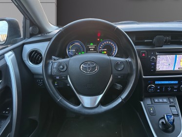 Toyota auris hybride 136h style -  entretien complet toyota - siège chauffants occasion simplicicar lagny  simplicicar...