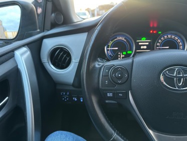 Toyota auris hybride 136h style -  entretien complet toyota - siège chauffants occasion simplicicar lagny  simplicicar...