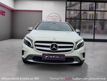 Mercedes classe gla 200 d - toit panoramique - carplay - caméra - clim auto occasion simplicicar salon de provence...