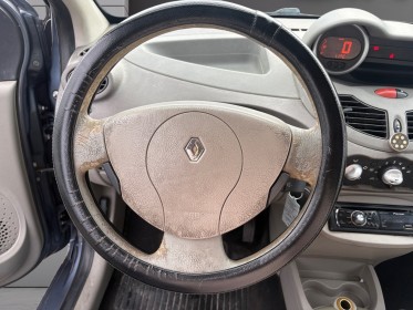 Renault twingo ii trend 65 eco2 1.5 dci occasion avignon (84) simplicicar simplicibike france