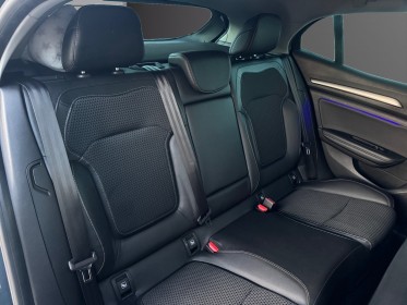 Renault megane iv berline 1.5 dci 110 intens bose caméra de recul cartes main libres garantie 12 mois occasion barberey...