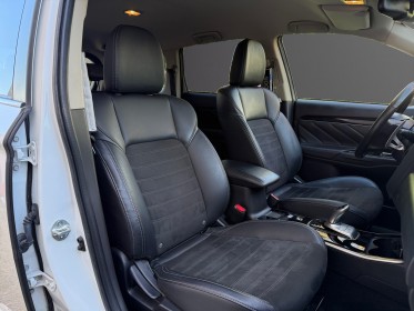Mitsubishi outlander phev 2.4l phev twin motor 4wd intense carplay caméra entretien complet garantie 12 mois occasion...