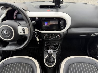 Renault twingo iii sce 65 intens apple carplay tva recuperable garantie 12 mois occasion simplicicar marignane  simplicicar...