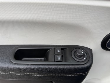 Renault twingo iii sce 65 intens apple carplay tva recuperable garantie 12 mois occasion simplicicar marignane  simplicicar...