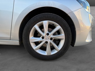 Opel corsa 1.2 75 ch bvm5 elegance business garantie 12 mois occasion simplicicar dijon simplicicar simplicibike france