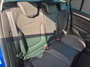 Renault megane iv estate e-tech plug-in hybride 160 intens garantie 12 mois occasion simplicicar angers simplicicar...