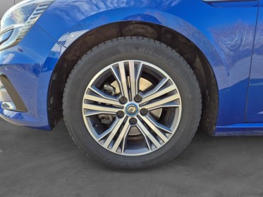 Renault megane iv estate e-tech plug-in hybride 160 intens garantie 12 mois occasion simplicicar angers simplicicar...