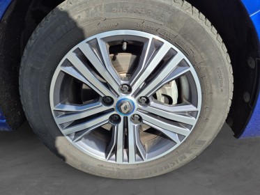 Renault megane iv estate e-tech plug-in hybride 160 intens garantie 12 mois occasion simplicicar angers simplicicar...