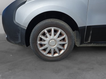 Citroen nemo multispace 1.3l hdi 75 ch xtr revisee garantie 12 mois climatisation regulateur de vitesse retroviseurs......