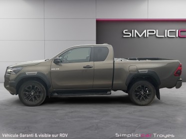 Toyota hilux 2.8 d4d turbo 204 invincible caméra de recul coffre de rangement garantie 12 mois occasion barberey simplicicar...