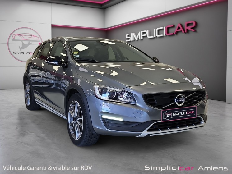 Volvo v60 cross country d4 awd 190 ch geartronic 6 summum occasion simplicicar amiens  simplicicar simplicibike france