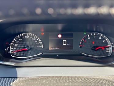 Peugeot 208 1.5 bluehdi 100 ss bvm6 style - historique complet - apple carplay - radars de recul occasion simplicicar lagny ...