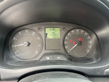 Skoda  fabia  1.2 60ch climatisation vitres electriques occasion simplicicar toulouse nord simplicicar simplicibike france