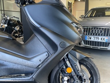 Yamaha tmax 560 cm3 48 ch pack over range / ligne akrapovic / garantie 12 mois occasion simplicibike royan simplicicar...
