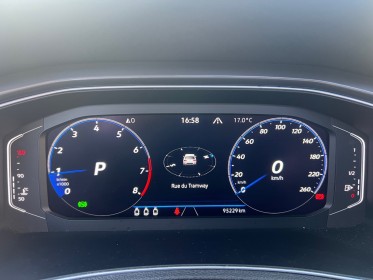 Volkswagen t-roc 1.5 tsi evo 150 start/stop dsg7 r-line - toit pano - full led - suivi complet vw - rÉgulateur - camÉra...