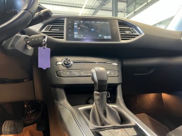 Peugeot 308 sw 2.0 bluehdi 150ch ss eat6 allure - siÈges chauffants - feux led - rÉgulateur - navigation - radar de recul...