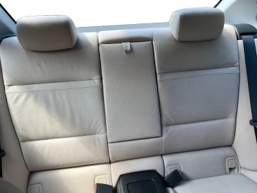 Bmw serie 3 coupe e92 lci 325i 218ch confort / interieur cuir / sieges electriques /  garantie 12 mois occasion simplicicar...