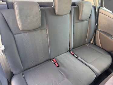 Renault clio iii 1.2 16v 75 eco2 tom tom edition - kit de distribution changé occasion simplicicar lagny  simplicicar...