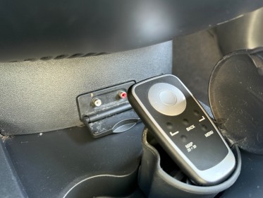 Renault clio iii 1.2 16v 75 eco2 tom tom edition - kit de distribution changé occasion simplicicar lagny  simplicicar...