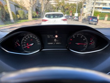 Peugeot 308 1.2 puretech 130ch ss bvm6 eu6 allure occasion cannes (06) simplicicar simplicibike france