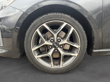 Kia ceed 1.4 t-gdi 140 ch isg bvm6 gt line carplay garantie constructeur kia occasion simplicicar mery-sur-oise simplicicar...