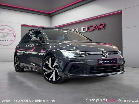 Volkswagen golf viii 150 r-line/ full suivi /toit ouvrant/ sieges et volant chauffants/garantie 12 mois occasion simplicicar...