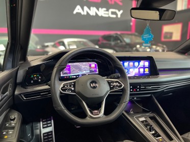 Volkswagen golf viii 150 r-line/ full suivi /toit ouvrant/ sieges et volant chauffants/garantie 12 mois occasion simplicicar...