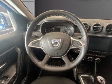 Dacia duster 4x2 prestige camera avar attelage garantie 12 mois occasion simplicicar brive la gaillarde  simplicicar...