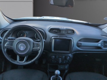 Jeep renegade 1.0 gse t3 120 ch bvm6 limited garantie 12 mois entretien complet occasion simplicicar royan simplicicar...