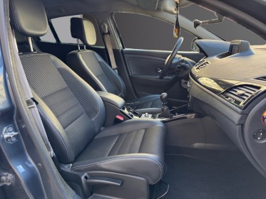 Renault megane iii berline dci 130 fap energy eco2 bose. embrayage neuf  entretien a jour  garantie 12 mois occasion paris...