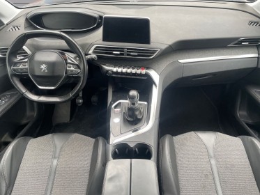 Peugeot 3008 1.2 puretech 130ch ss bvm6 allure garantie 12 mois occasion montpellier (34) simplicicar simplicibike france