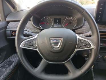Dacia sandero tce 90 - 22 stepway confort garantie 12 mois minimum occasion simplicicar la ciotat simplicicar simplicibike...