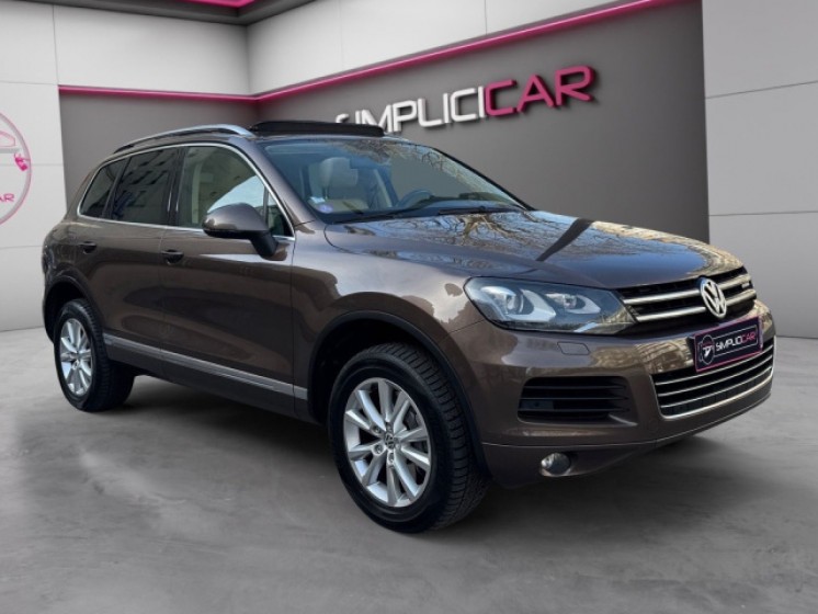 Volkswagen touareg 3.0 v6 tfsi 380 hybrid 4motion carat edition tiptronic / toit ouvrant panoramique / radar de recul /......