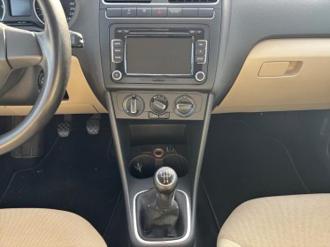 Volkswagen polo 1.6 tdi 90 style distribution neuve radar de recul garantie 12 mois occasion simplicicar pertuis  simplicicar...