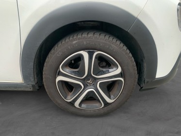 Citroen c3 societe pure tech 83 ss bvm feel nav 2 places societe tva deductible entretiens citroen apple carplay gps...