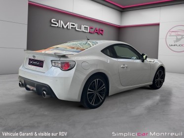 Toyota gt86 2.0 litres fa20 200 ch française suivi complet entretiens blanc nacré garantie 12 mois occasion montreuil...