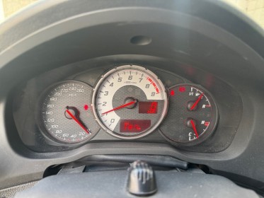 Toyota gt86 2.0 litres fa20 200 ch française suivi complet entretiens blanc nacré garantie 12 mois occasion montreuil...