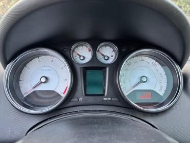 Peugeot 308 gti 200 cv entretien suivi distribution faite gps toit panoramique radar de stationnement garantie 12 mois...