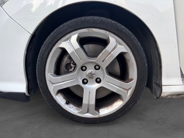 Peugeot 308 gti 200 cv entretien suivi distribution faite gps toit panoramique radar de stationnement garantie 12 mois...