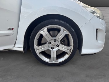 Peugeot 308 gti 200 cv entretien suivi distribution faite gps toit panoramique radar de stationnement garantie 12 mois...
