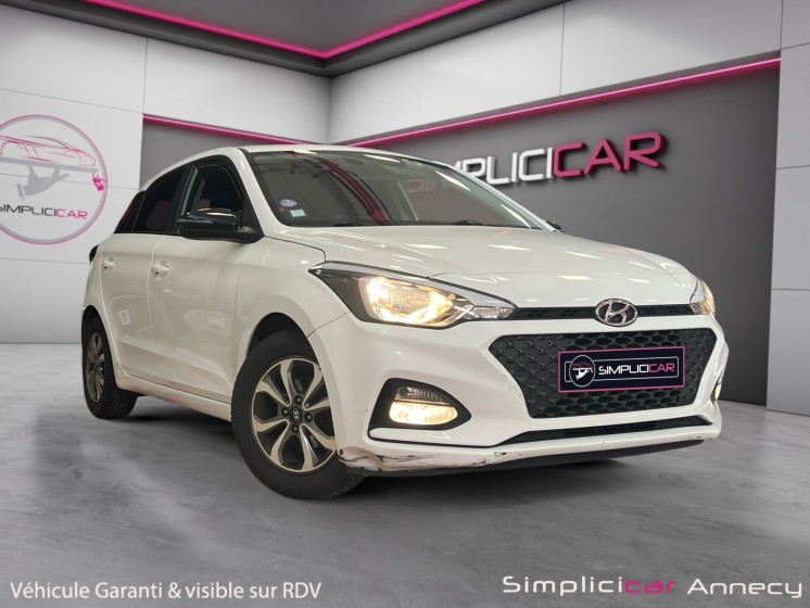Hyundai i20 1.2 84cv active, 1ére main/entretien suivi/carplay/garantie 12 mois occasion simplicicar annecy simplicicar...